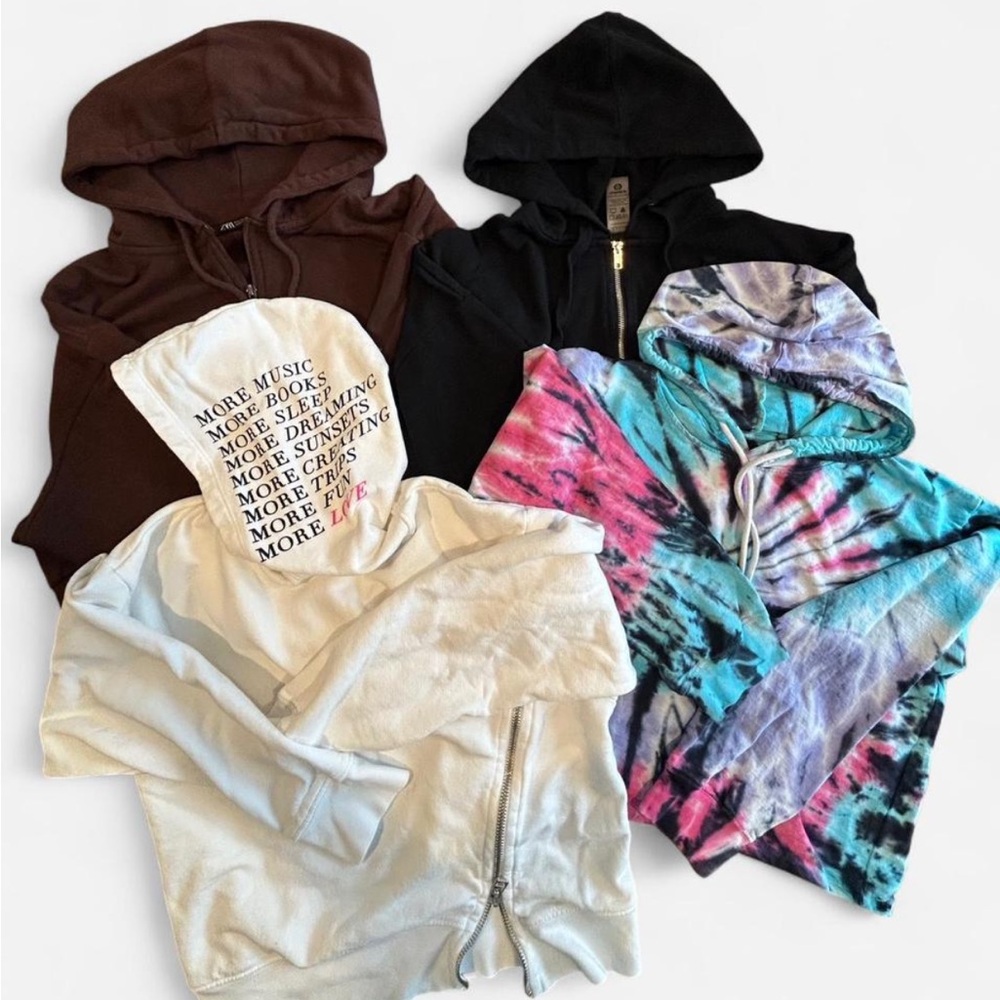 Cropped Hoodies…Bundle of 4